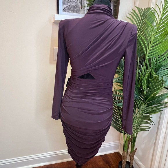 Express Ruched Mock Neck Strong Shoulder Back Cutout Mini Purple Dress Small - Picture 7 of 9